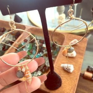 Gold filled wire earrings, seashells, labradorite